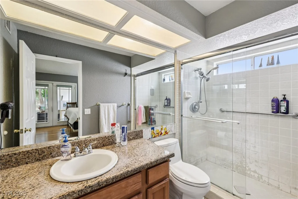 3201 Beacon Shores, Las Vegas, NV 89117