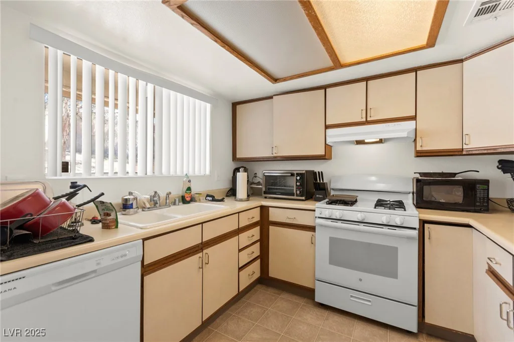 165 Spinnaker, Henderson, NV 89015