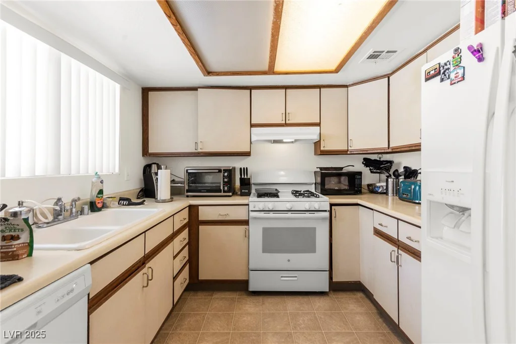 165 Spinnaker, Henderson, NV 89015