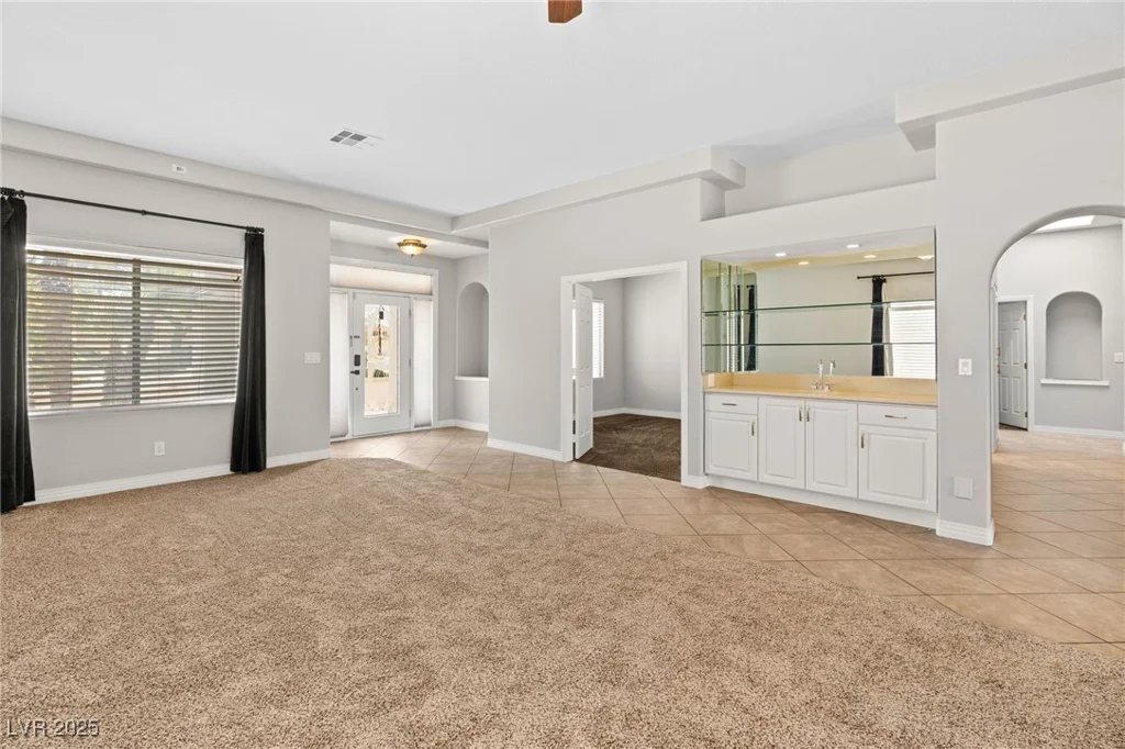 7920 Aspect, Las Vegas, NV 89149