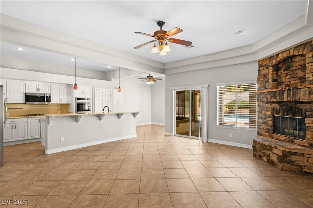 7920 Aspect, Las Vegas, NV 89149