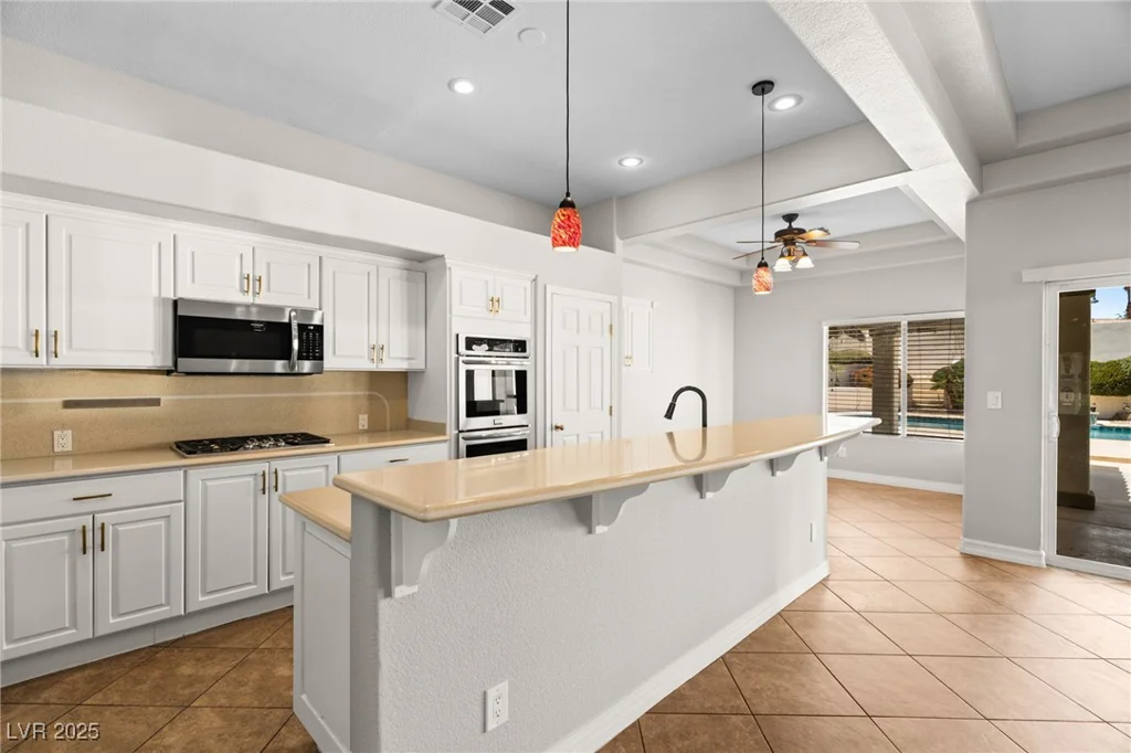 7920 Aspect, Las Vegas, NV 89149