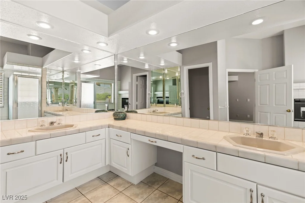 7920 Aspect, Las Vegas, NV 89149