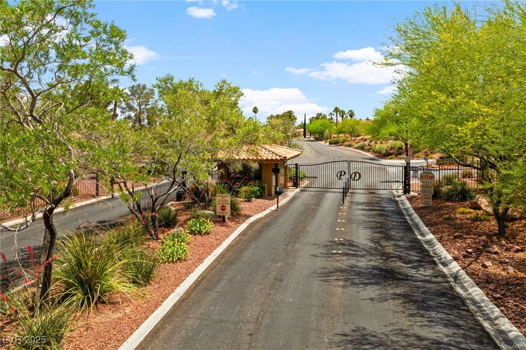 7920 Aspect, Las Vegas, NV 89149