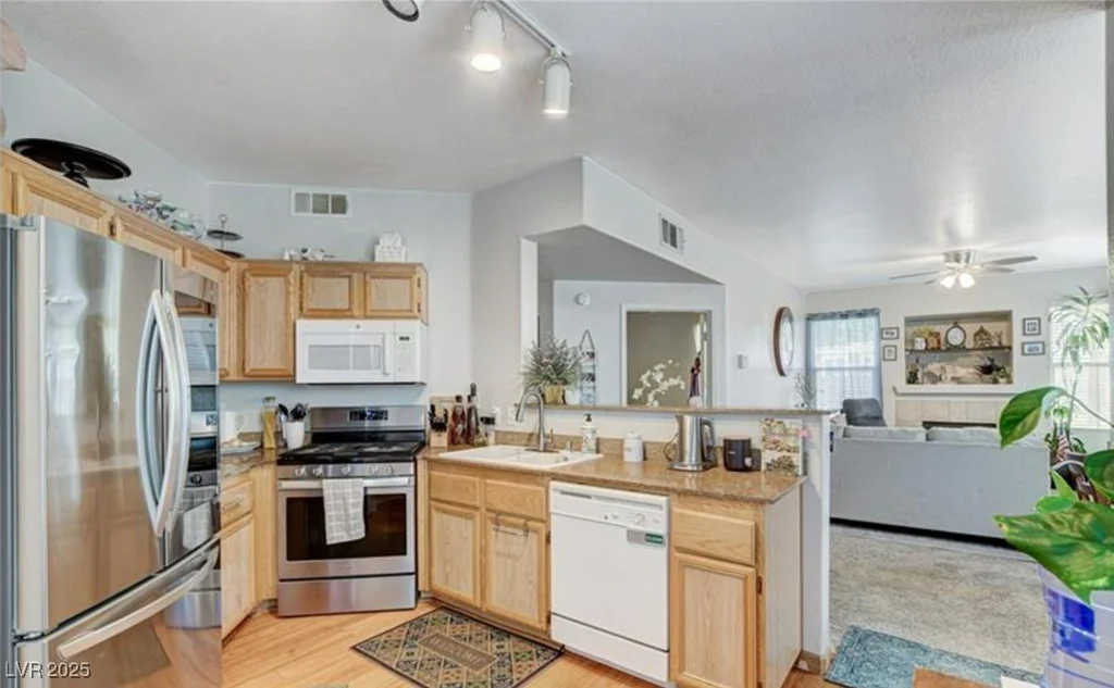 9975 Peace, Las Vegas, NV 89147