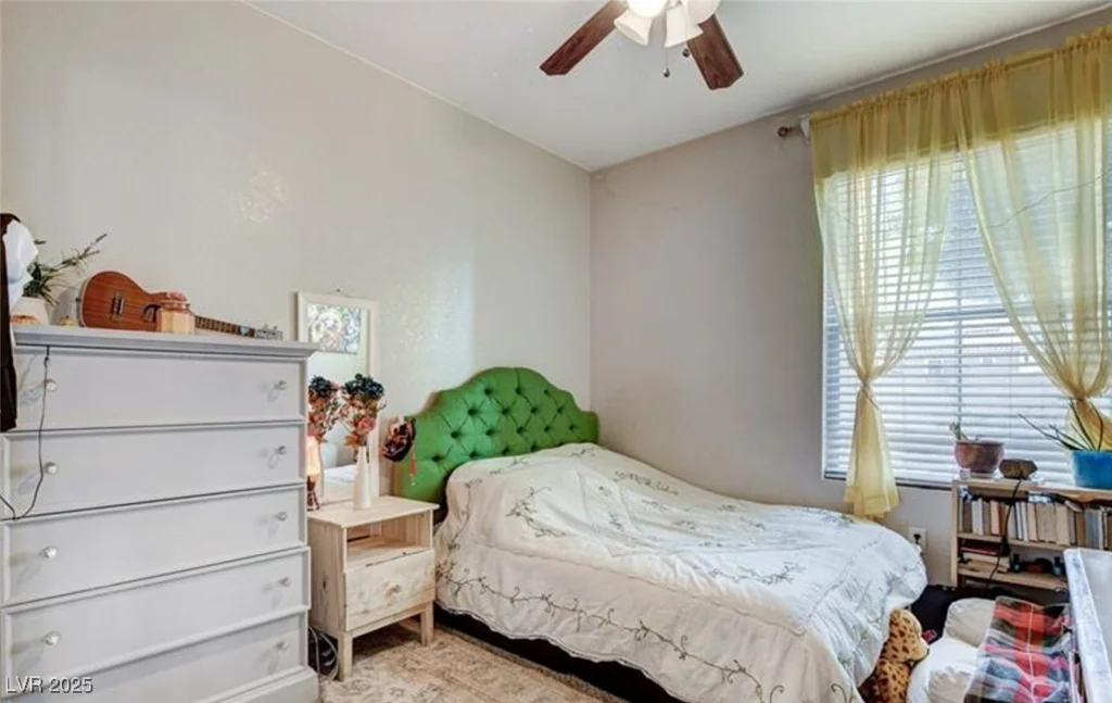 9975 Peace, Las Vegas, NV 89147