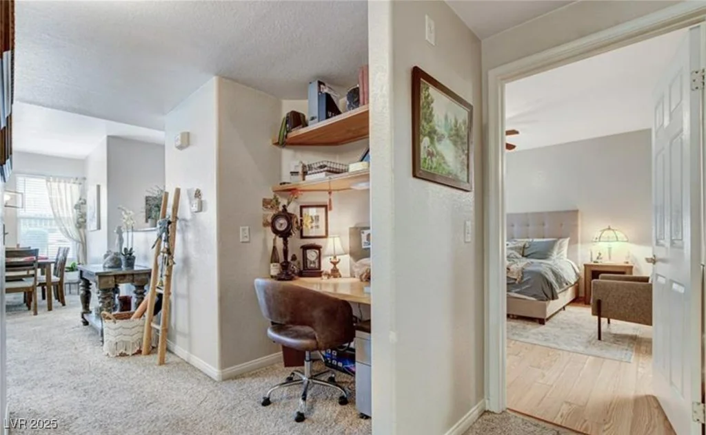 9975 Peace, Las Vegas, NV 89147