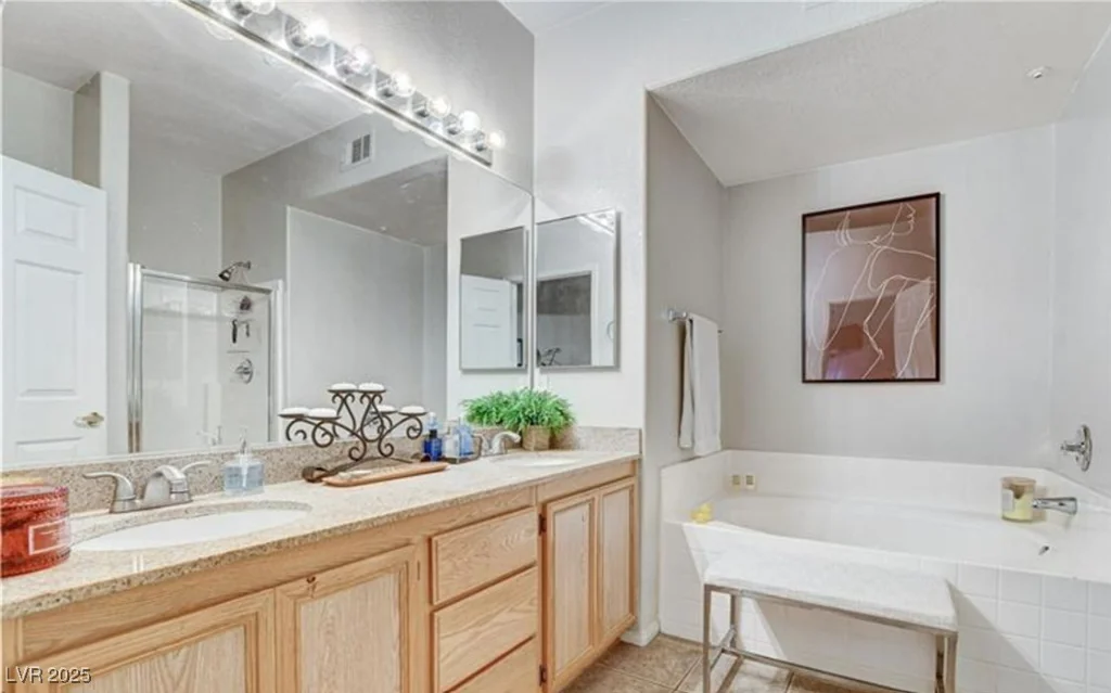 9975 Peace, Las Vegas, NV 89147