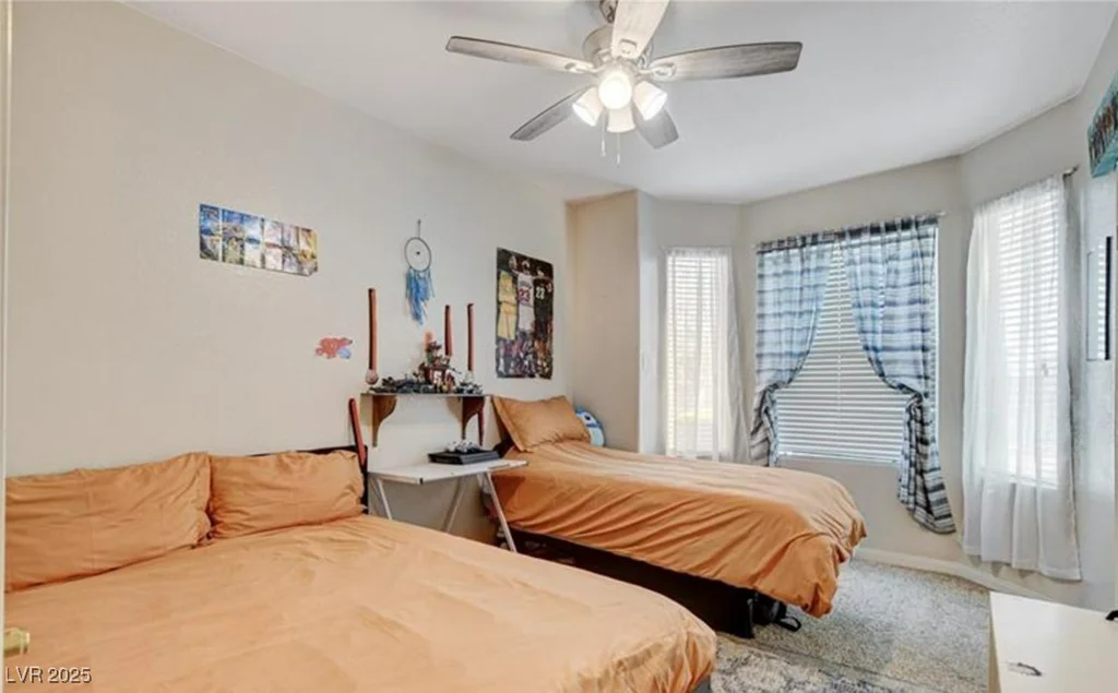 9975 Peace, Las Vegas, NV 89147