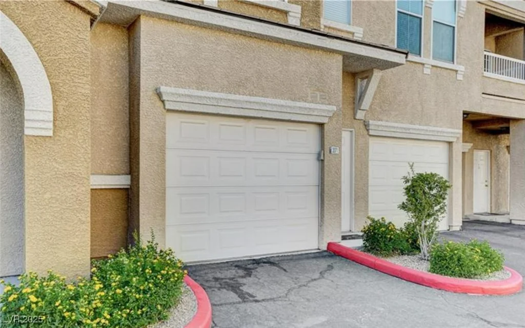 9975 Peace, Las Vegas, NV 89147