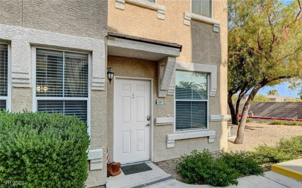 9975 Peace, Las Vegas, NV 89147
