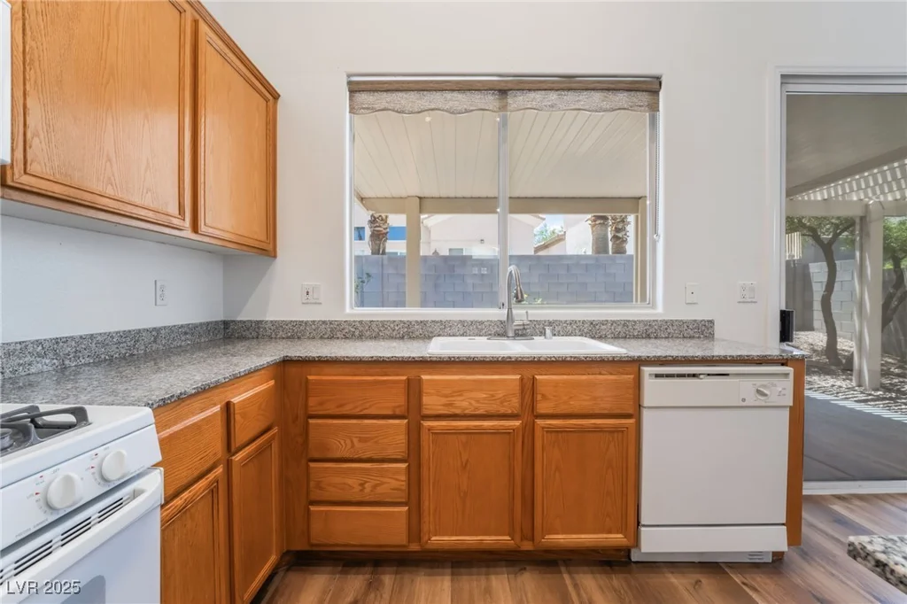 203 Sea Rim, Las Vegas, NV 89148