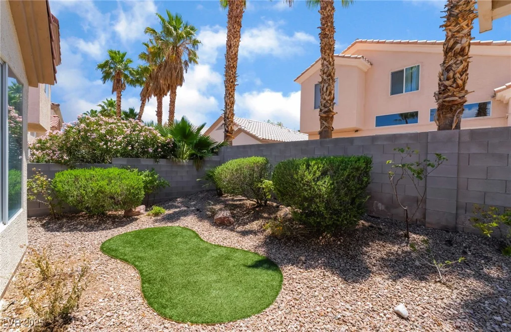 203 Sea Rim, Las Vegas, NV 89148