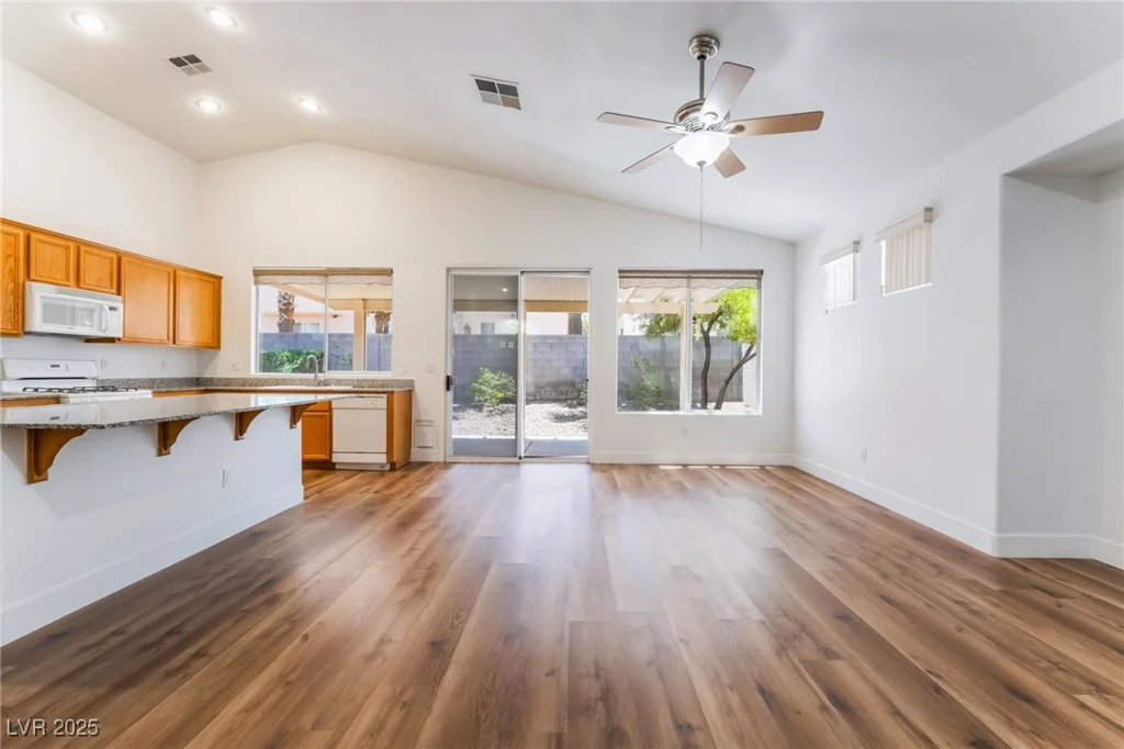 203 Sea Rim, Las Vegas, NV 89148