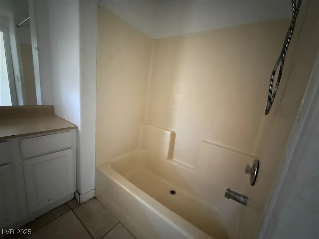 6131 Bluehill, Las Vegas, NV 89156