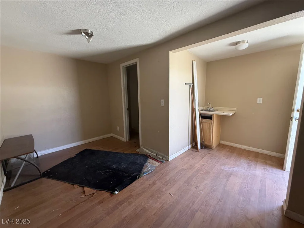6131 Bluehill, Las Vegas, NV 89156