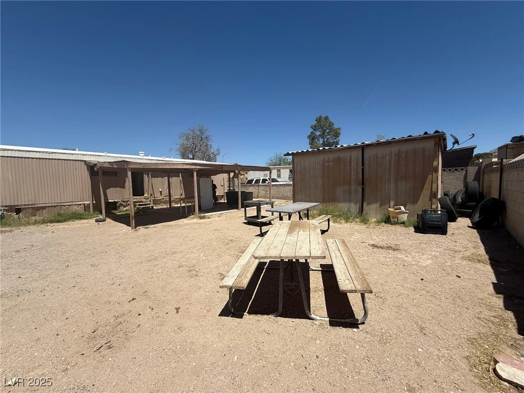 6131 Bluehill, Las Vegas, NV 89156