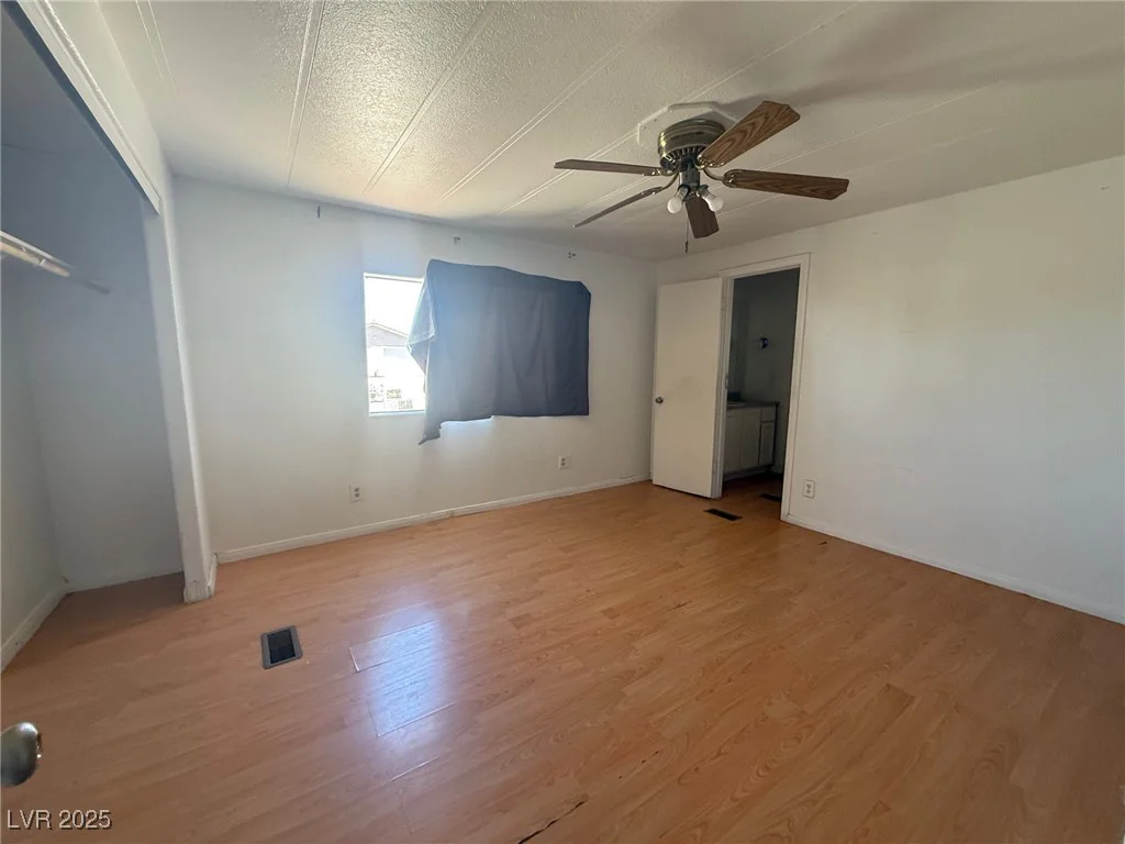 6131 Bluehill, Las Vegas, NV 89156