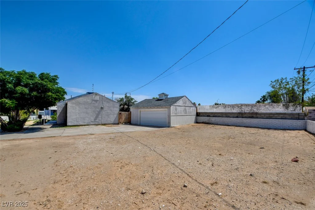 1123 Chapman, Las Vegas, NV 89104
