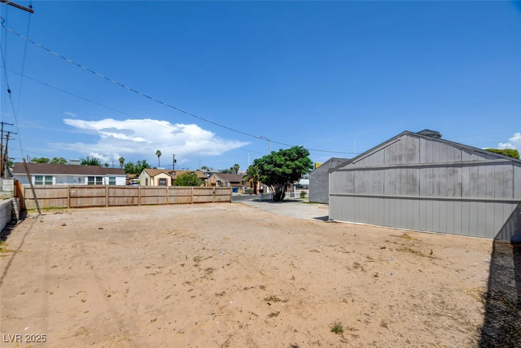 1123 Chapman, Las Vegas, NV 89104