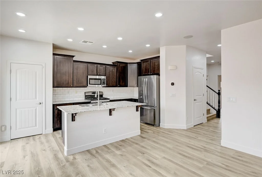 7372 Palo Real, Las Vegas, NV 89179