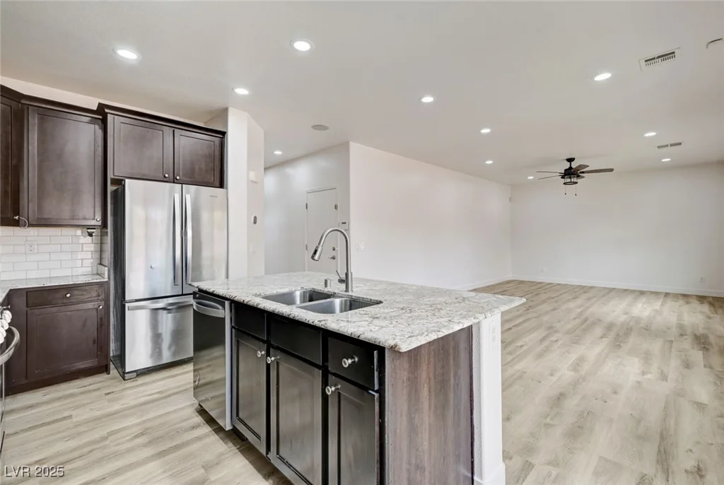 7372 Palo Real, Las Vegas, NV 89179