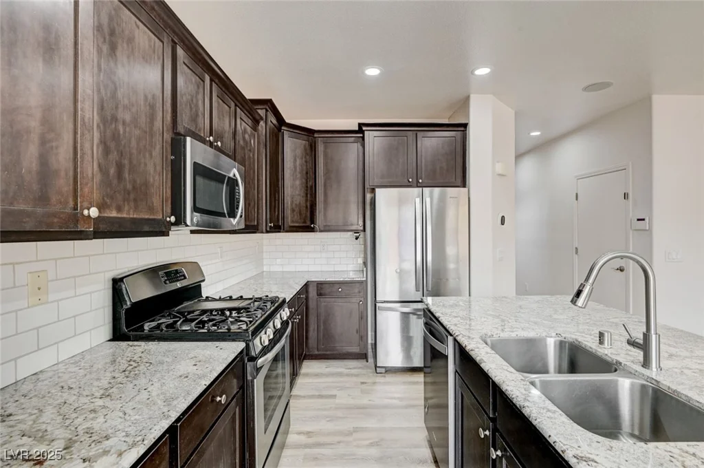 7372 Palo Real, Las Vegas, NV 89179