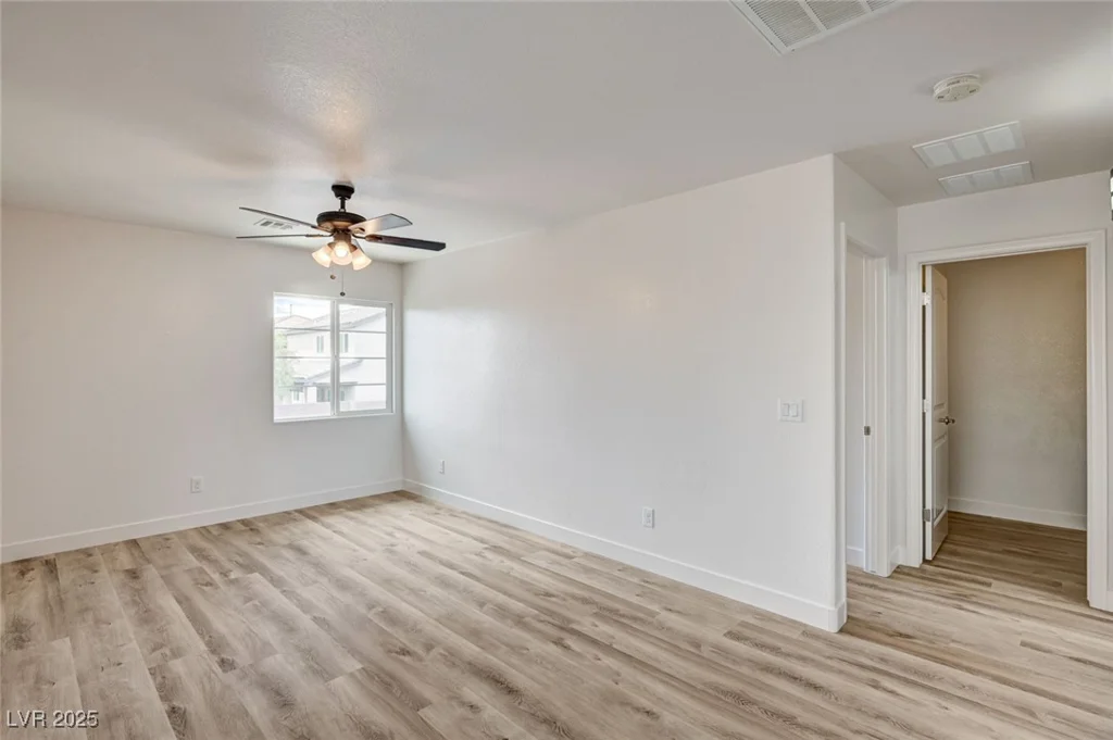 7372 Palo Real, Las Vegas, NV 89179