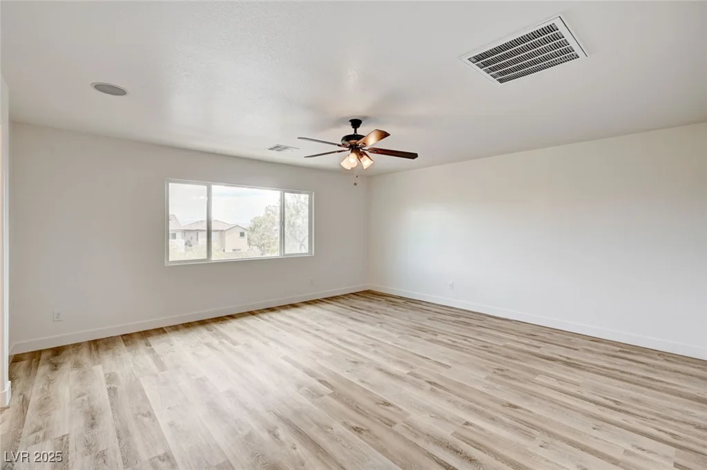 7372 Palo Real, Las Vegas, NV 89179