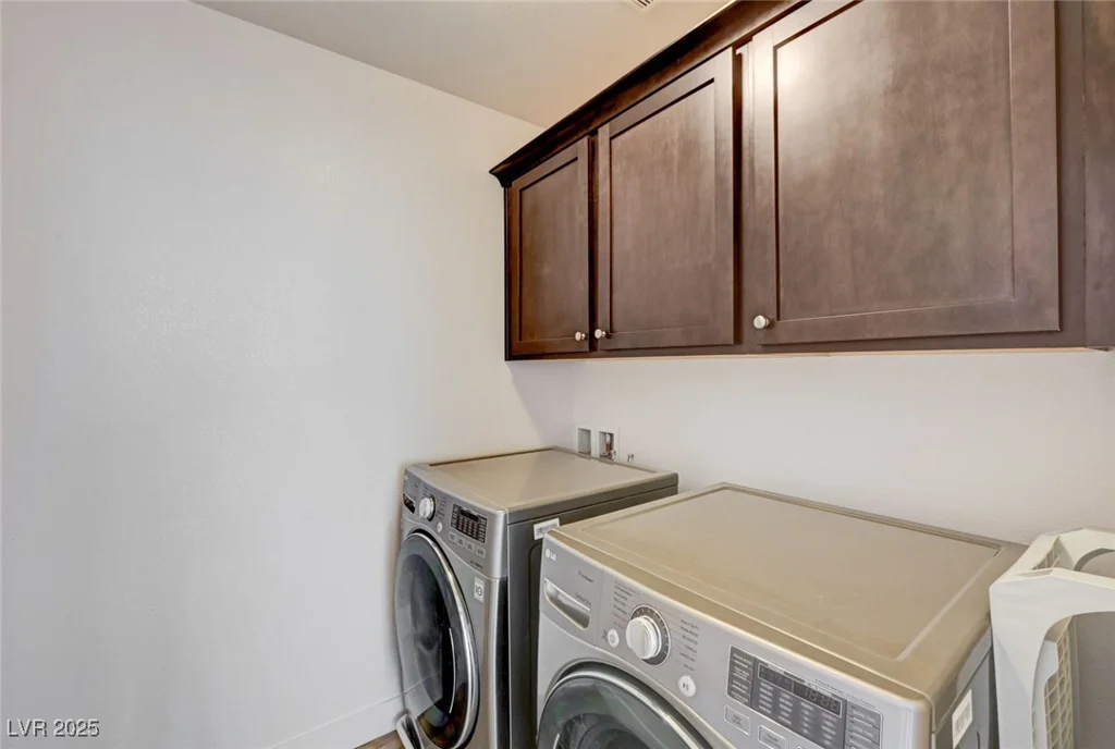 7372 Palo Real, Las Vegas, NV 89179