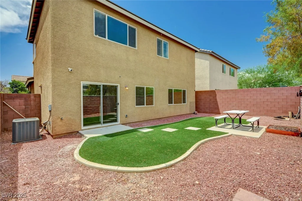 7372 Palo Real, Las Vegas, NV 89179