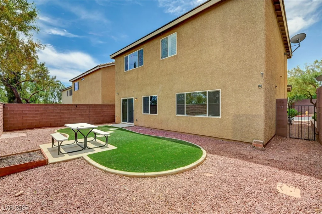 7372 Palo Real, Las Vegas, NV 89179
