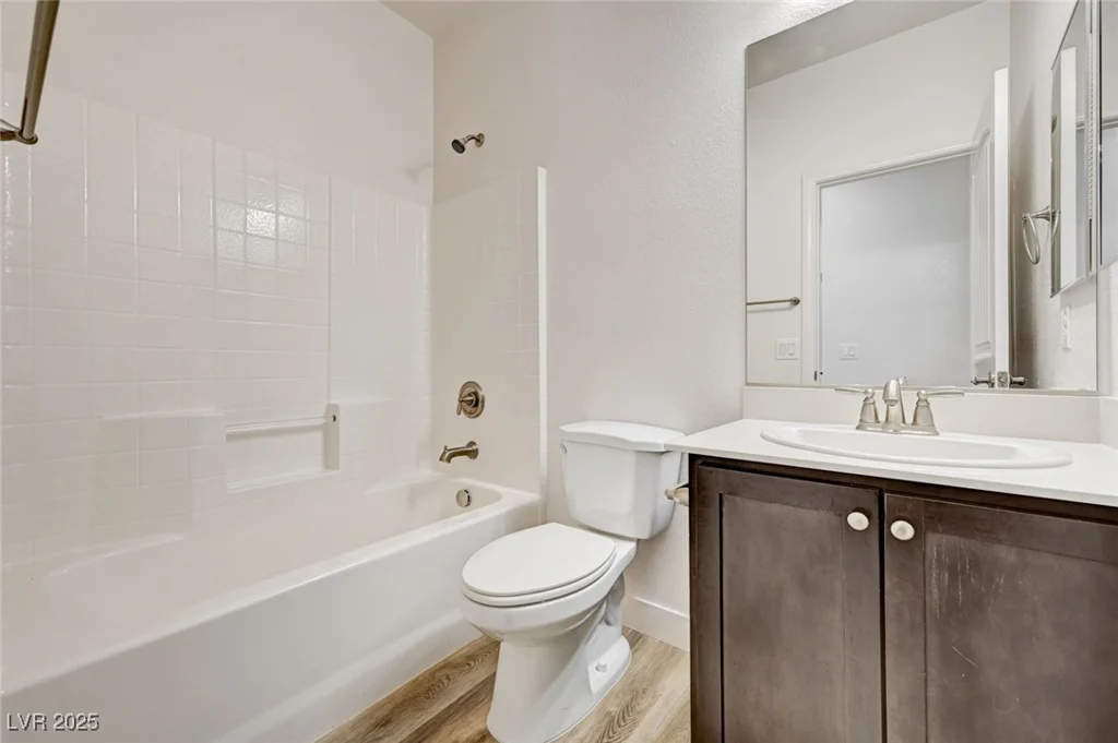 7372 Palo Real, Las Vegas, NV 89179