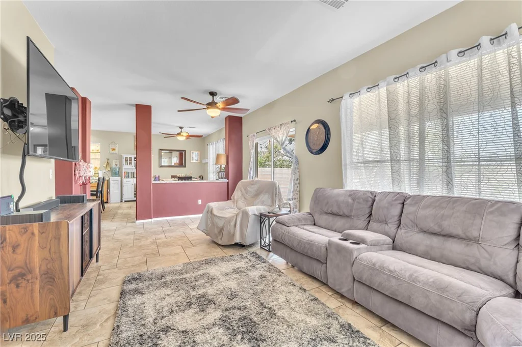 1476 Evening Song, Henderson, NV 89012