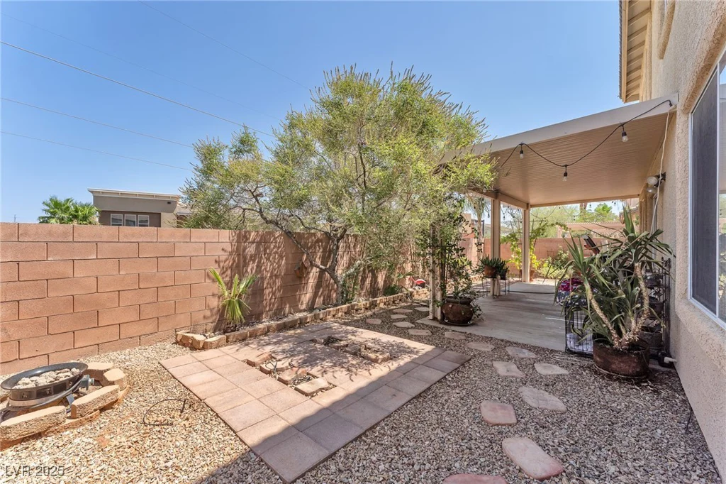1476 Evening Song, Henderson, NV 89012