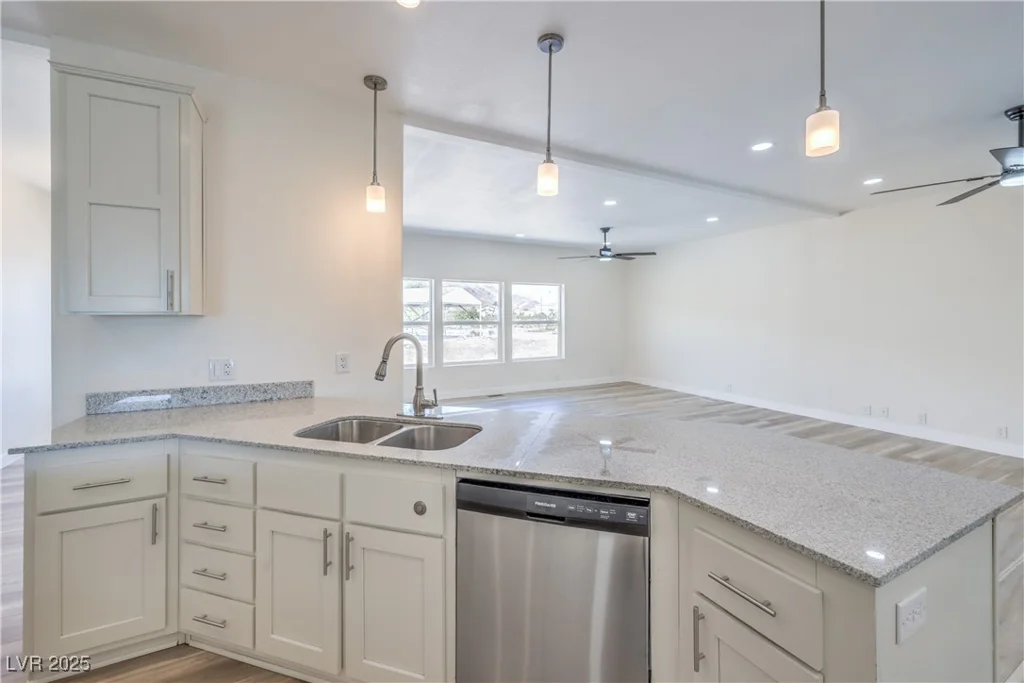 6810 Gahn, Pahrump, NV 89060
