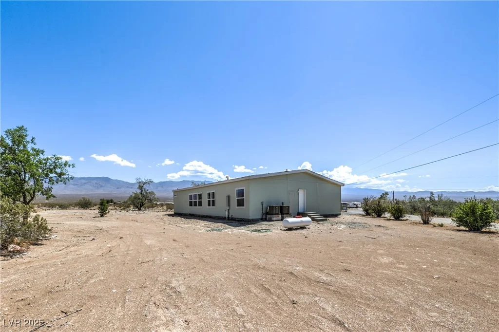 6810 Gahn, Pahrump, NV 89060