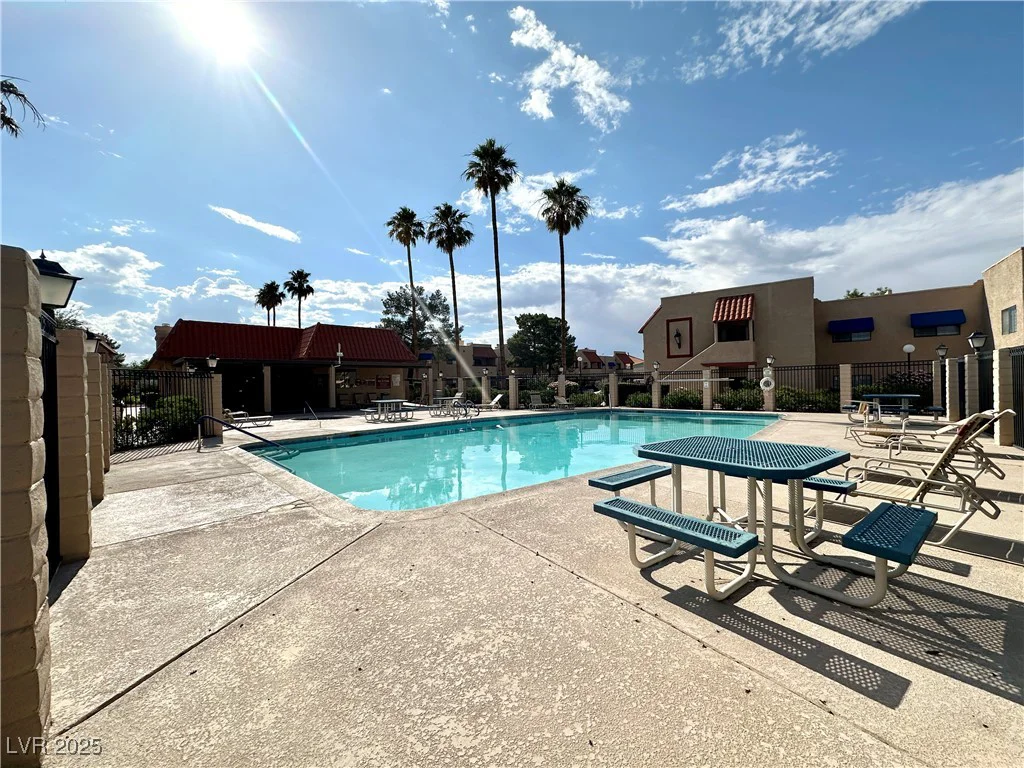 4151 Sanderling, Las Vegas, NV 89103