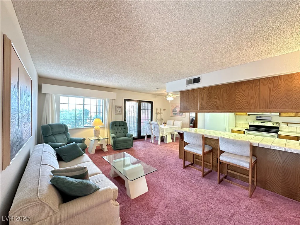 4151 Sanderling, Las Vegas, NV 89103