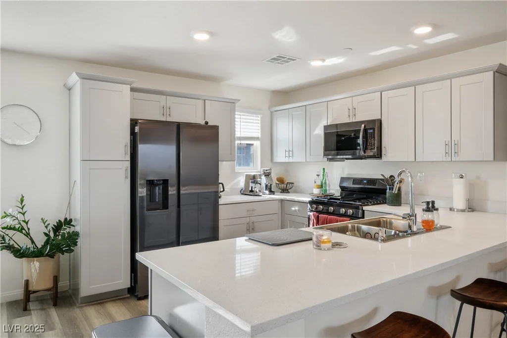 3880 Enchanted Sky, Las Vegas, NV 89129