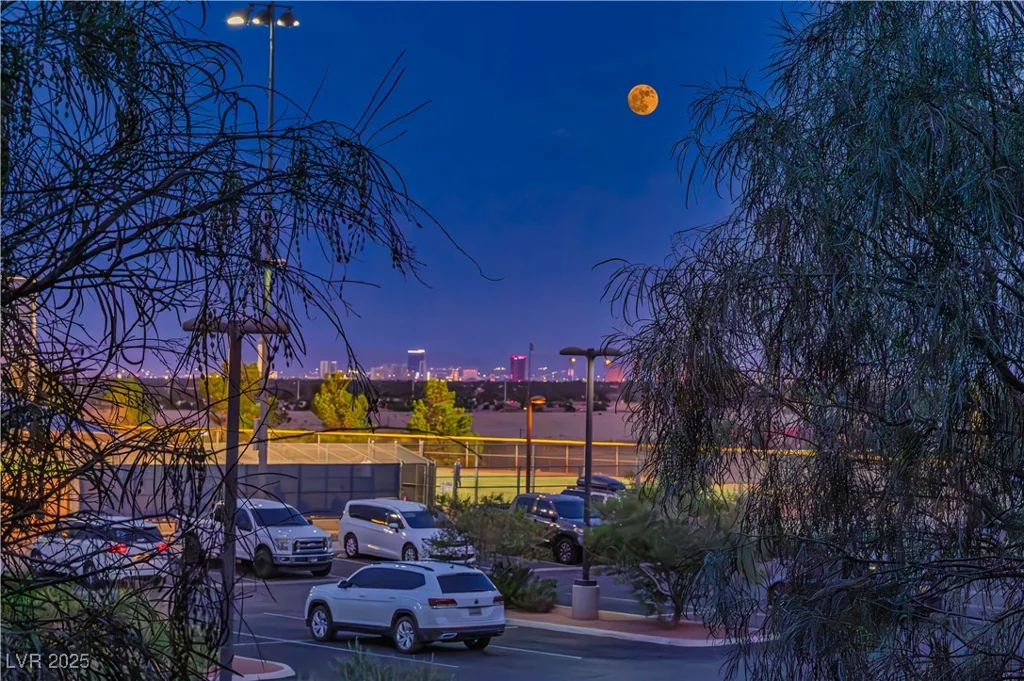 3880 Enchanted Sky, Las Vegas, NV 89129