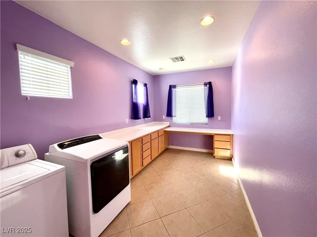 3809 Van Ness, North Las Vegas, NV 89081
