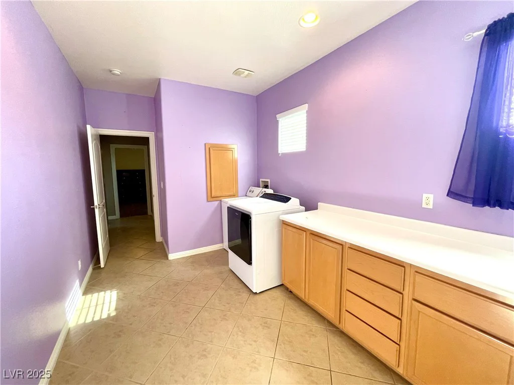 3809 Van Ness, North Las Vegas, NV 89081