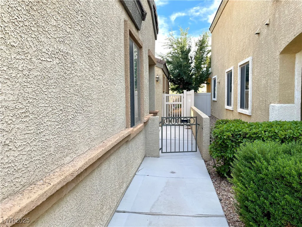 3809 Van Ness, North Las Vegas, NV 89081