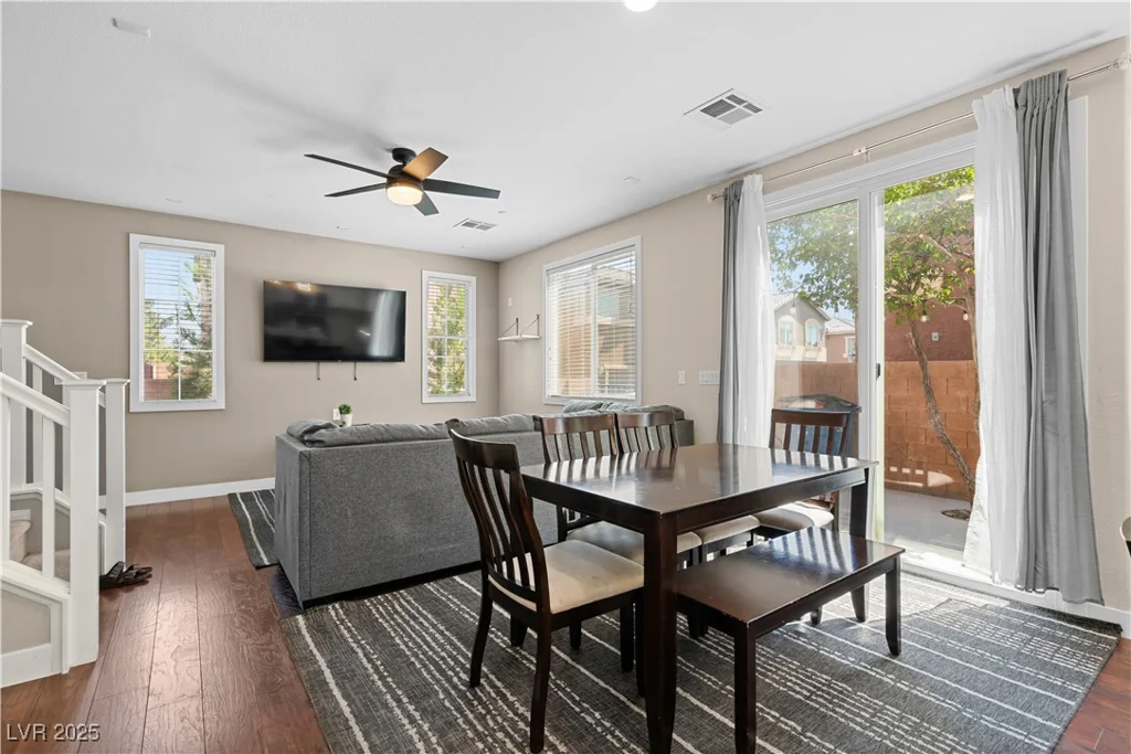 9053 Boston Springs, Las Vegas, NV 89149