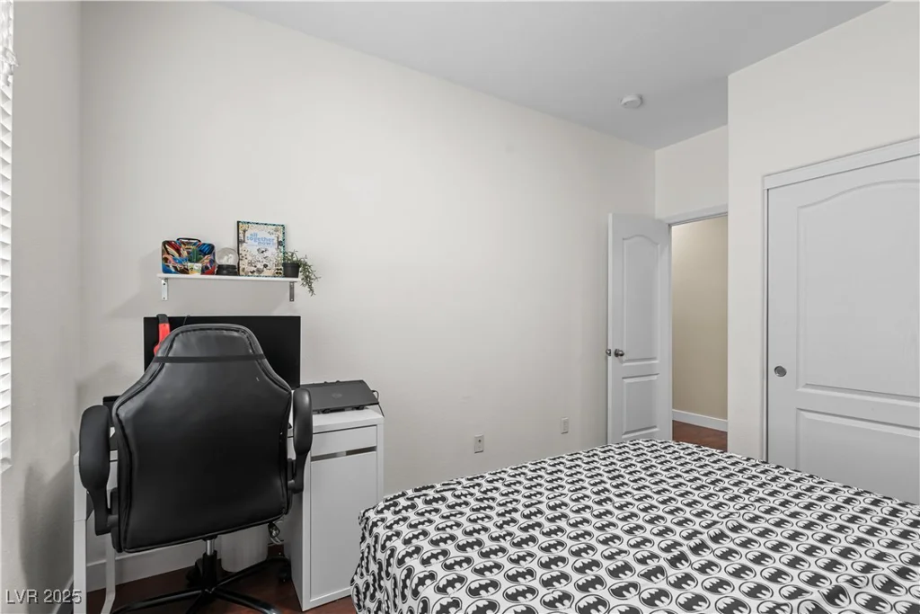 9053 Boston Springs, Las Vegas, NV 89149