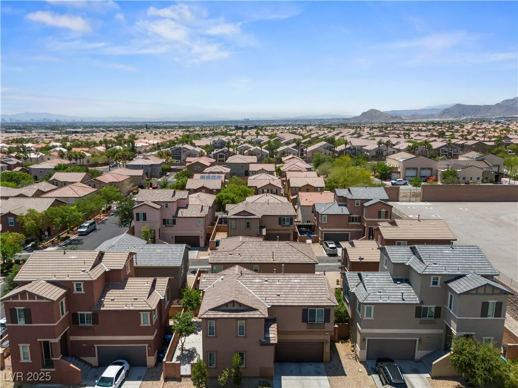 9053 Boston Springs, Las Vegas, NV 89149