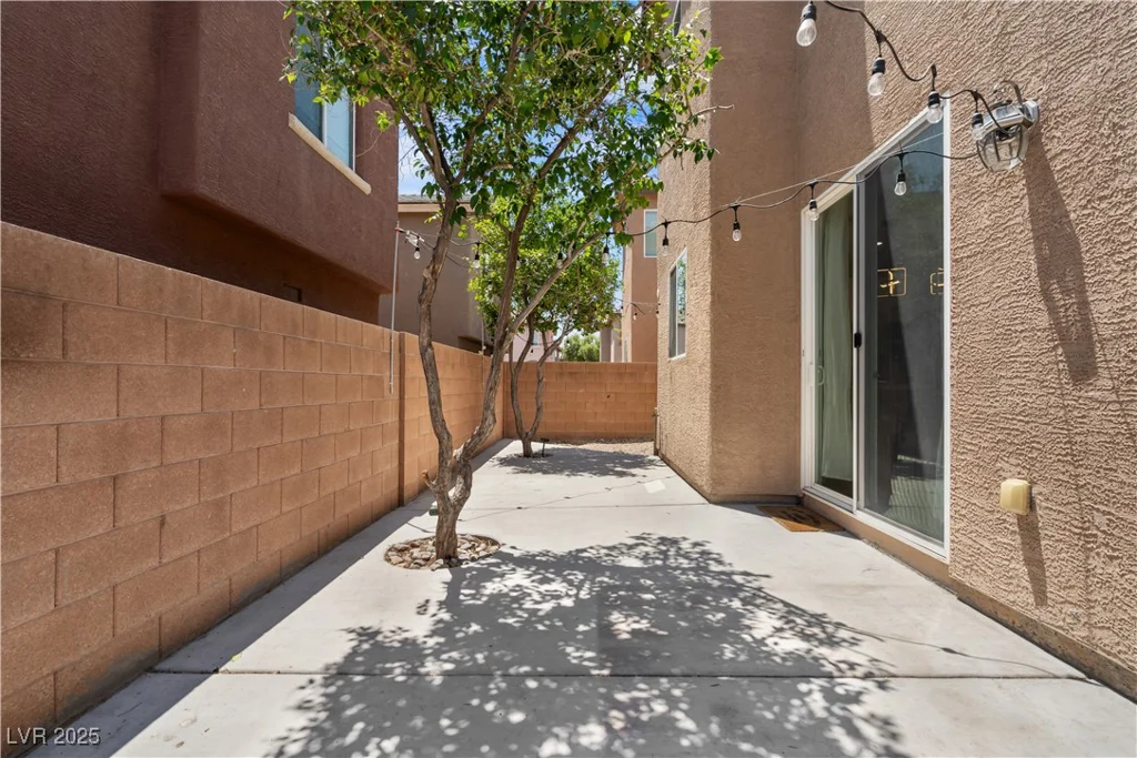9053 Boston Springs, Las Vegas, NV 89149