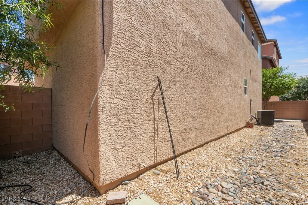 9053 Boston Springs, Las Vegas, NV 89149