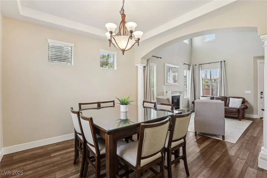8204 Chimney Bluffs, North Las Vegas, NV 89085